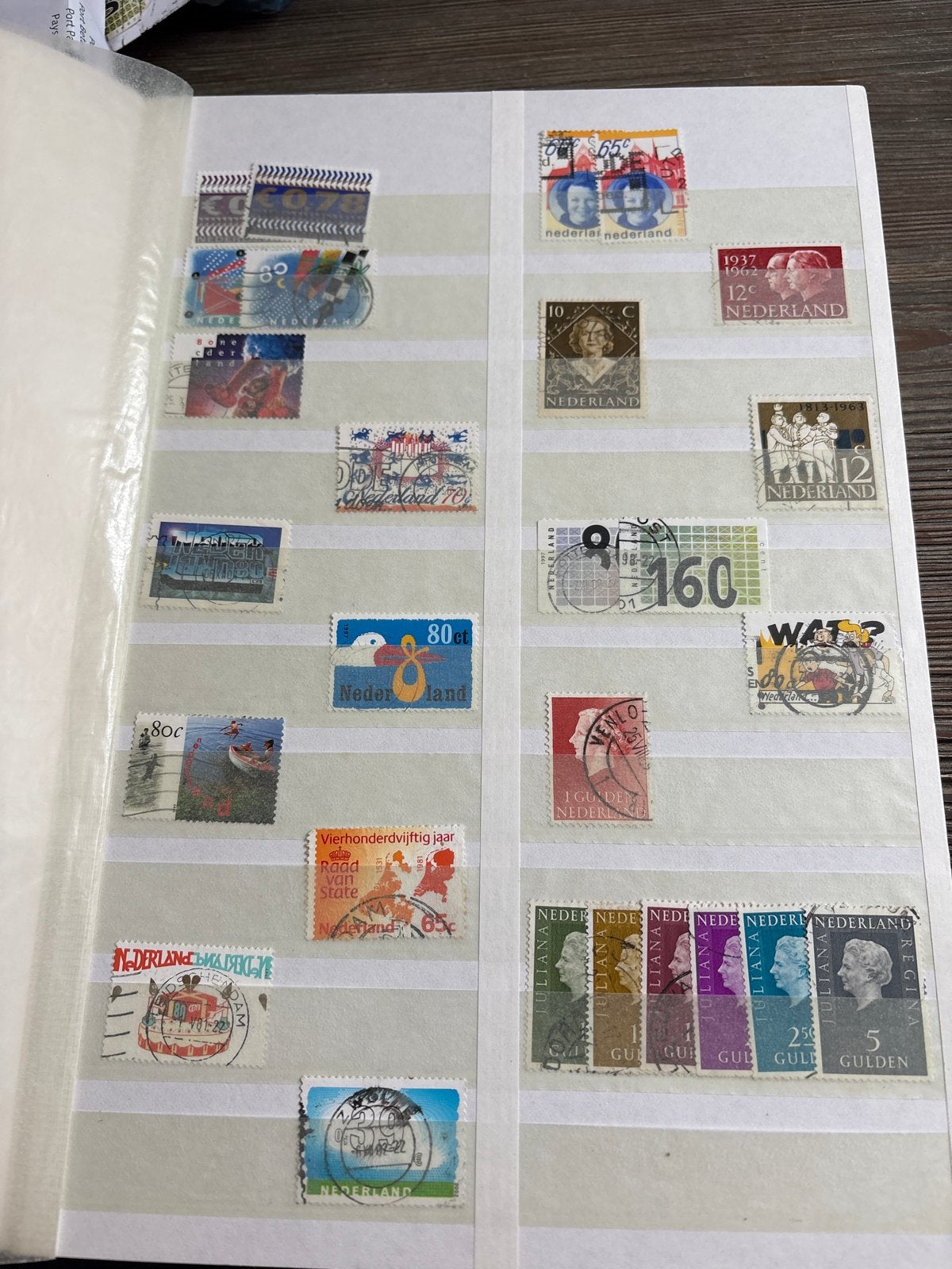 Grote verzameling postzegels in album, Ophalen, Na 1940, Gestempeld