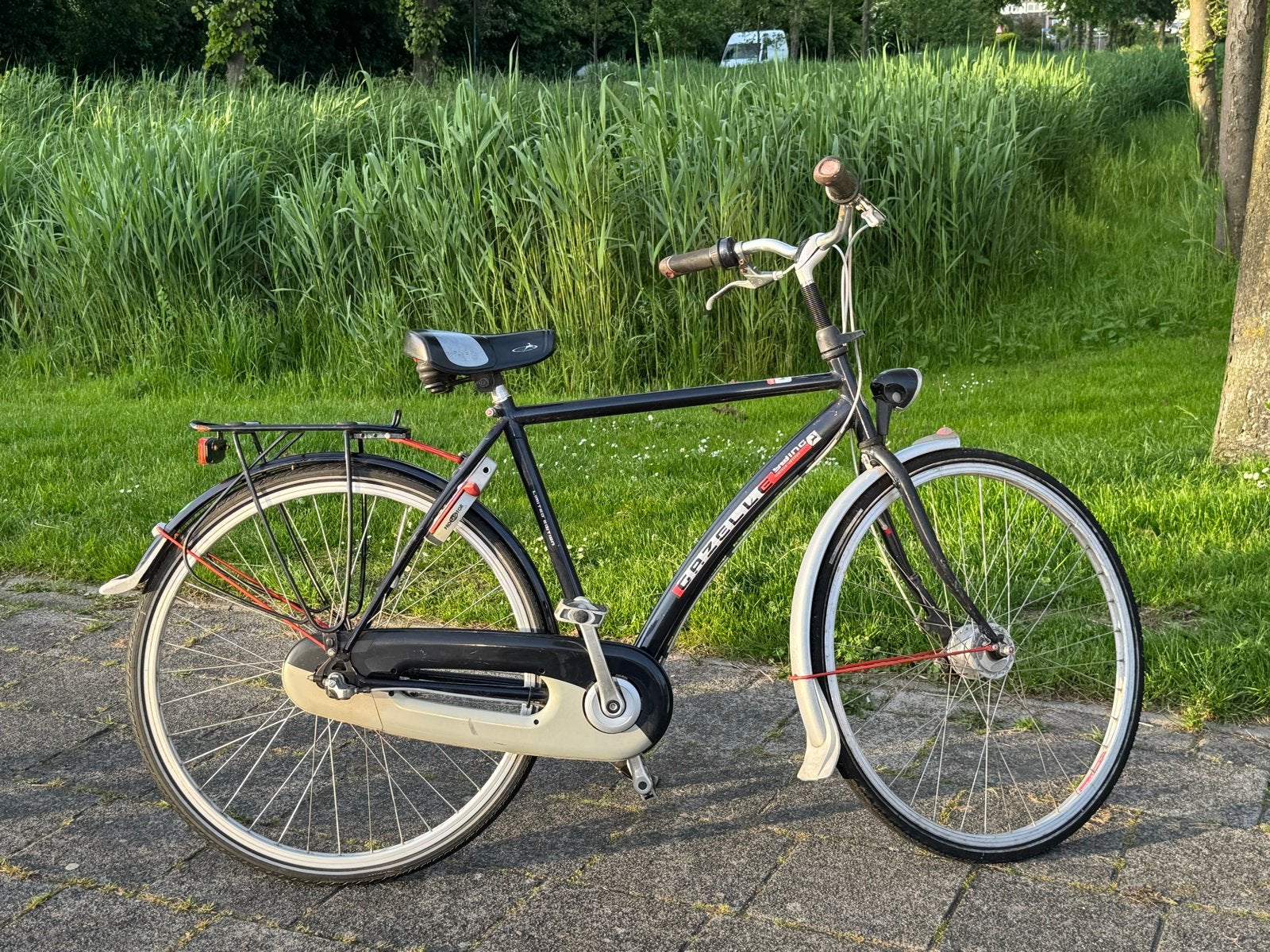 Gazelle fiets - Gebruikt, in goede staat, Fietsen en Brommers, Fietsen | Dames | Damesfietsen, Ophalen, Terugtraprem, Versnellingen