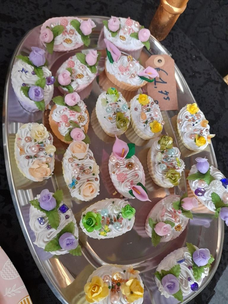 Veel keus in brocante Gebakjes 1.75 p.s, Ophalen of Verzenden