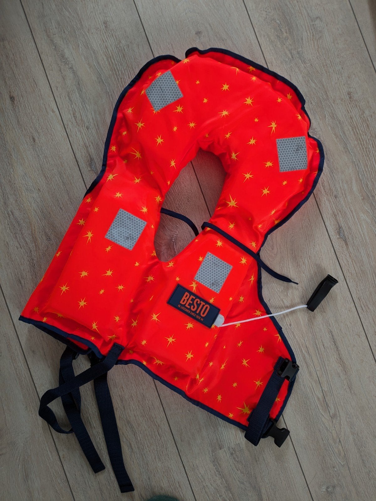 Besto reddingsvest voor kinderen (15-20 kg), Watersport en Boten, Kind, Besto, Ophalen of Verzenden, Zo goed als nieuw