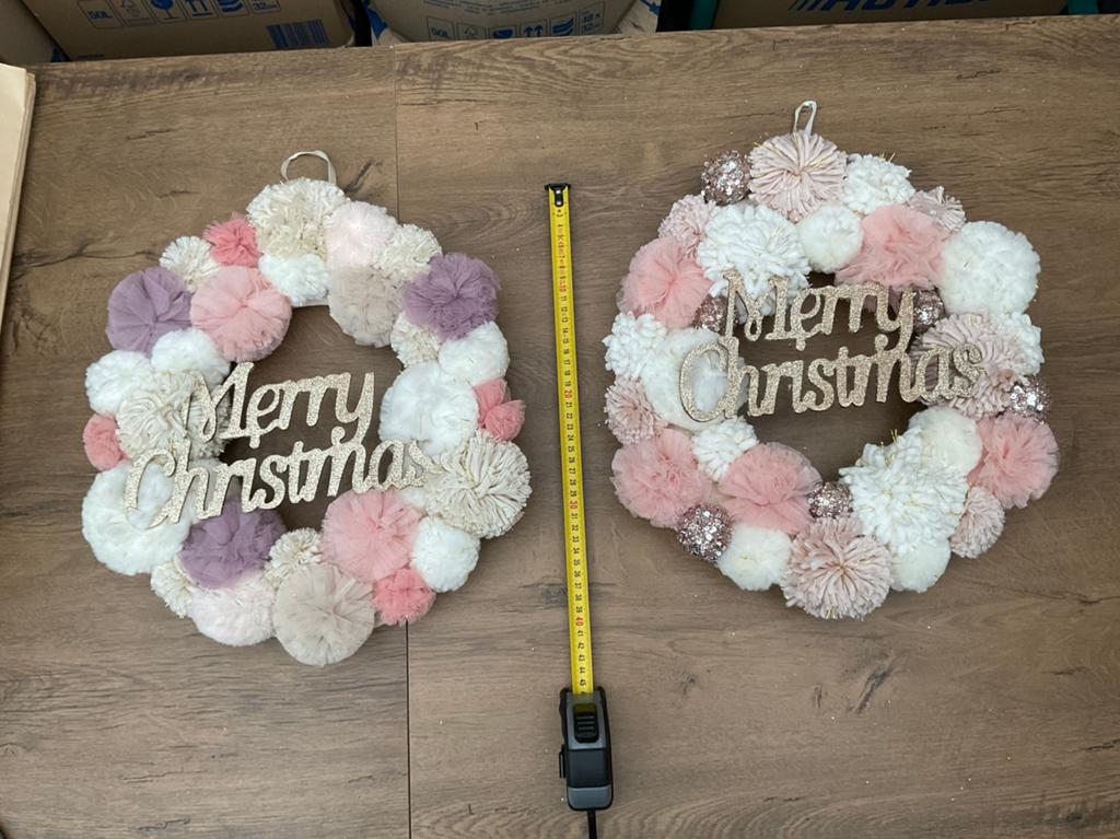 2 nieuwe pluche Merry Christmas kerst kransen, Diversen, Kerst, Ophalen, Nieuw