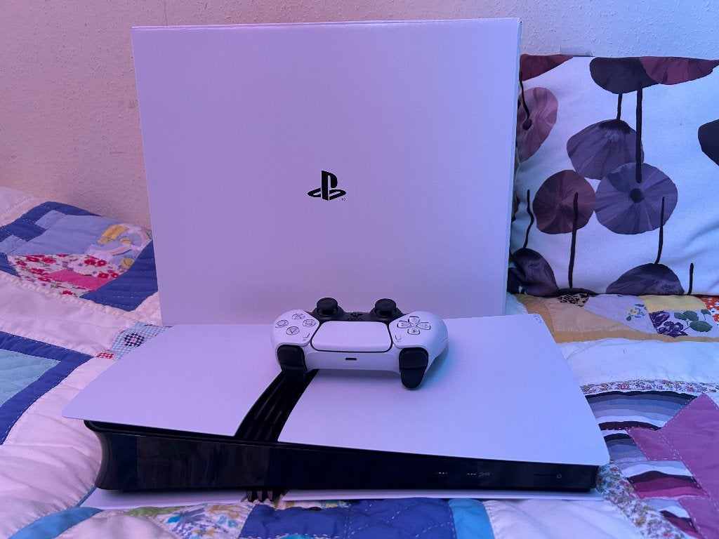 Playstation 5 Pro 2TB met 1 controller wit digitale editie, Spelcomputers en Games, Spelcomputers | Sony PlayStation 5, Ophalen of Verzenden