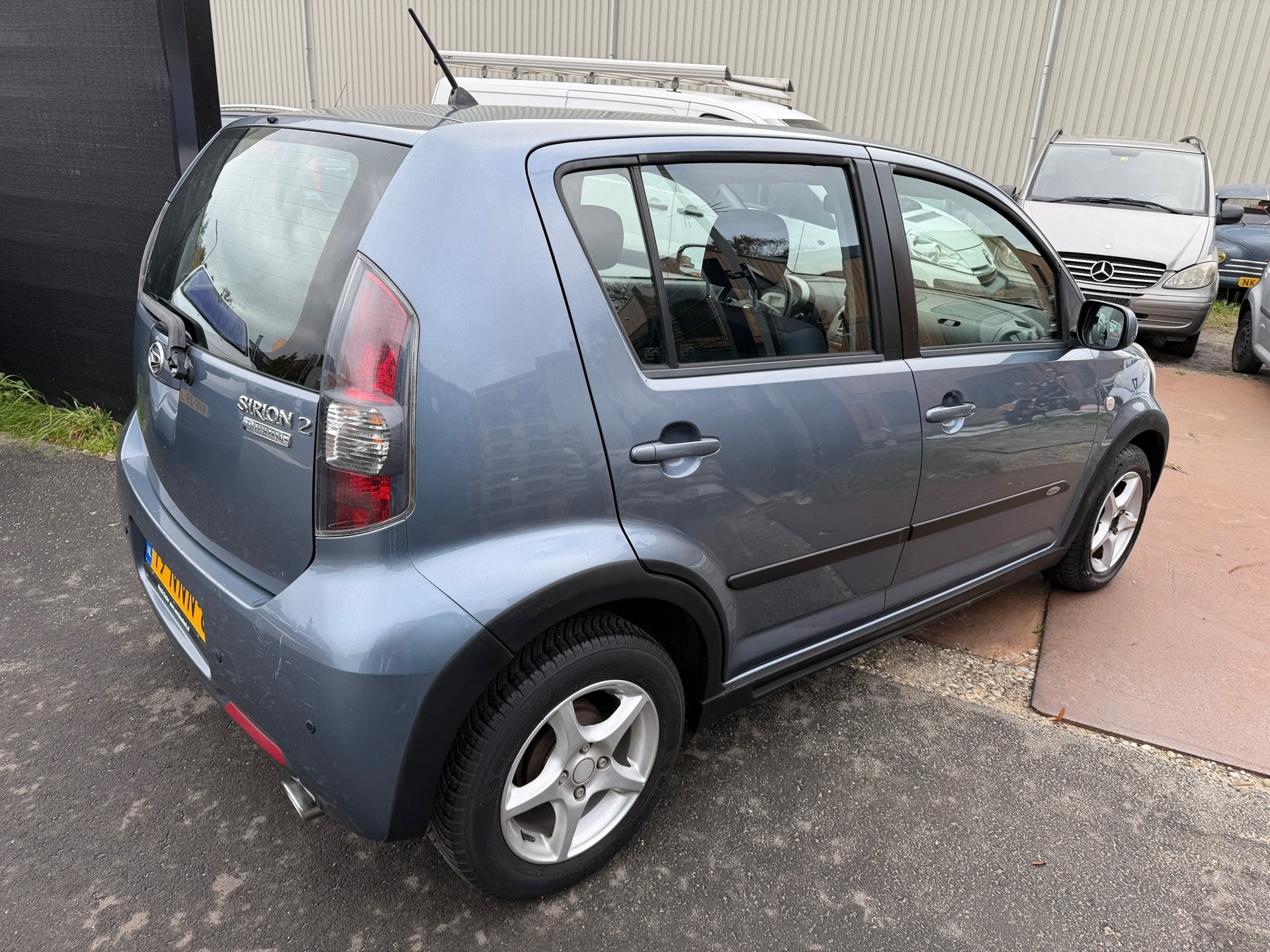 Daihatsu Sirion 2 1.3-16V Sense, Auto's, Gebruikt, 31 €/maand, 4 cilinders, Bedrijf