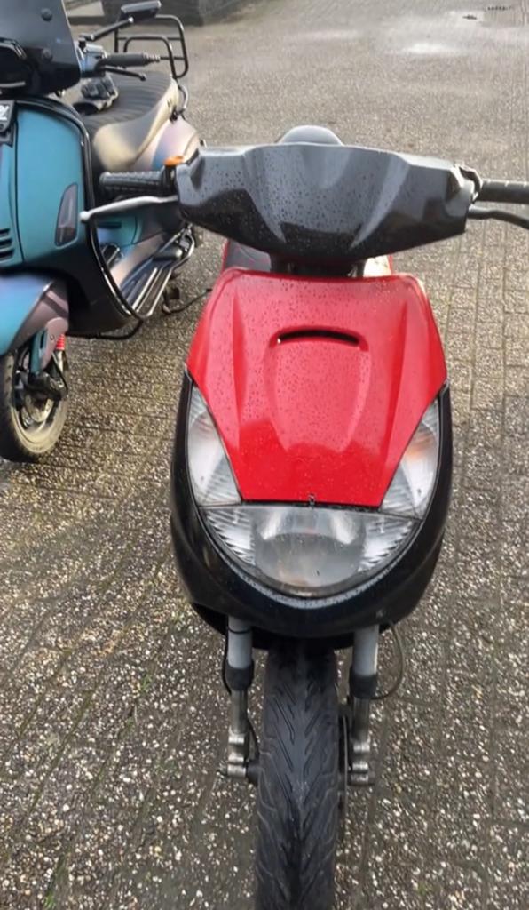viva city 70cc (teruil voor gaming pc let op opknap scooter), Ophalen of Verzenden, Gebruikt, Uitlaat, Peugeot