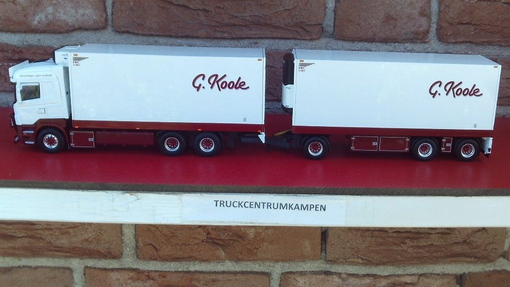 WSI  Scania  R5  Highline  6 x 2  van  G.  Koole., Ophalen of Verzenden, Nieuw, Bus of Vrachtwagen, Wsi