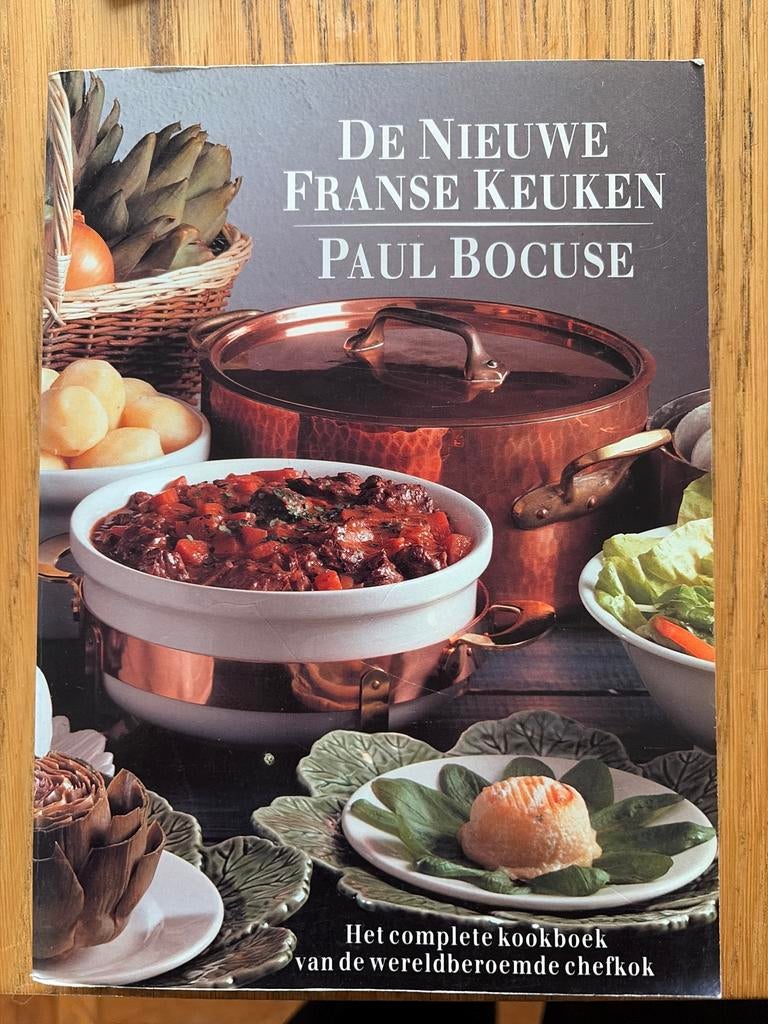 De Nieuwe Franse Keuken - Paul Bocuse Kookboek, Boeken, Kookboeken, Ophalen of Verzenden, Gelezen, Frankrijk, Voorgerechten en Soepen