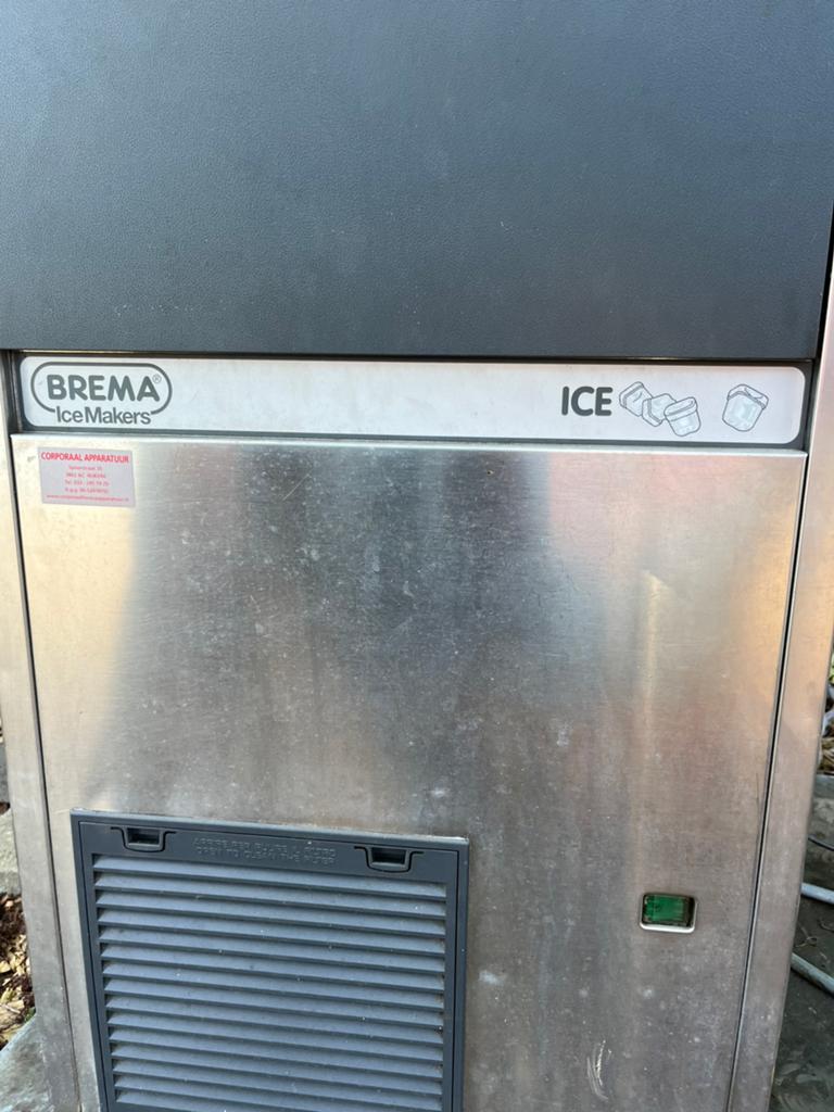 Ijsmachine ijsblokjes, Ophalen