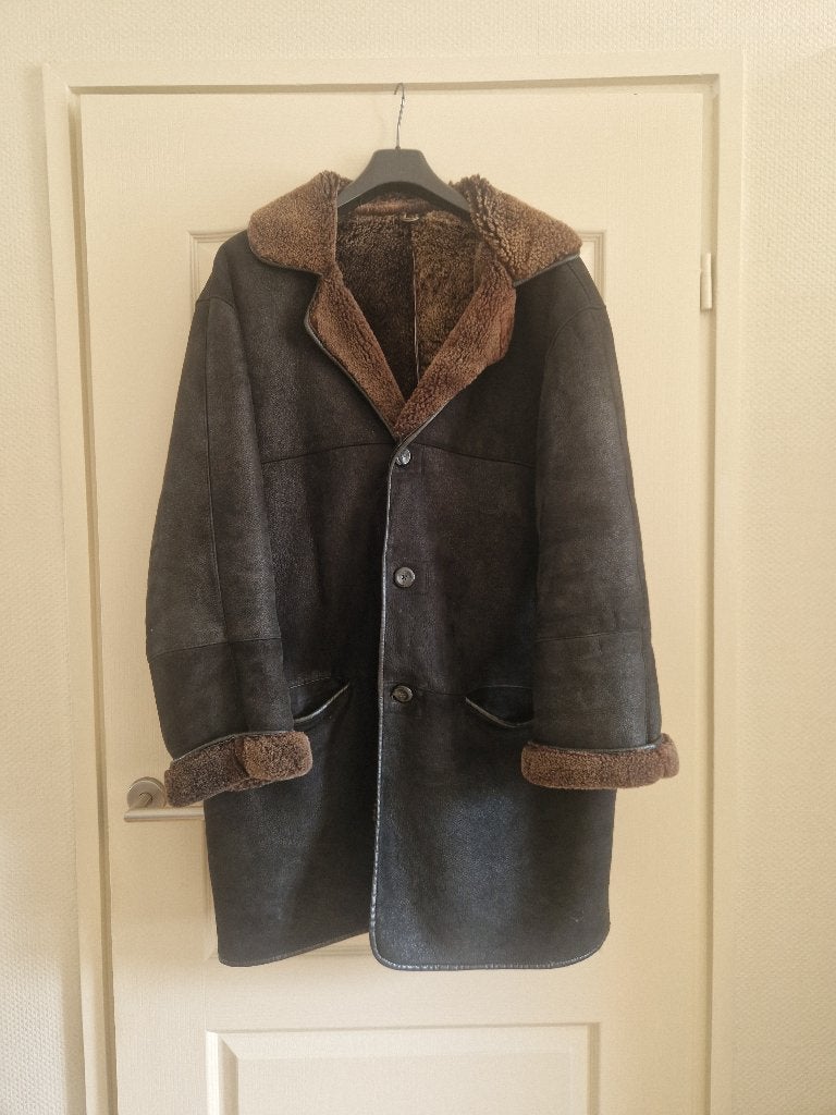 Suede heren jas(italiaans)., Ophalen of Verzenden, Zo goed als nieuw, Overige maten, Bruin