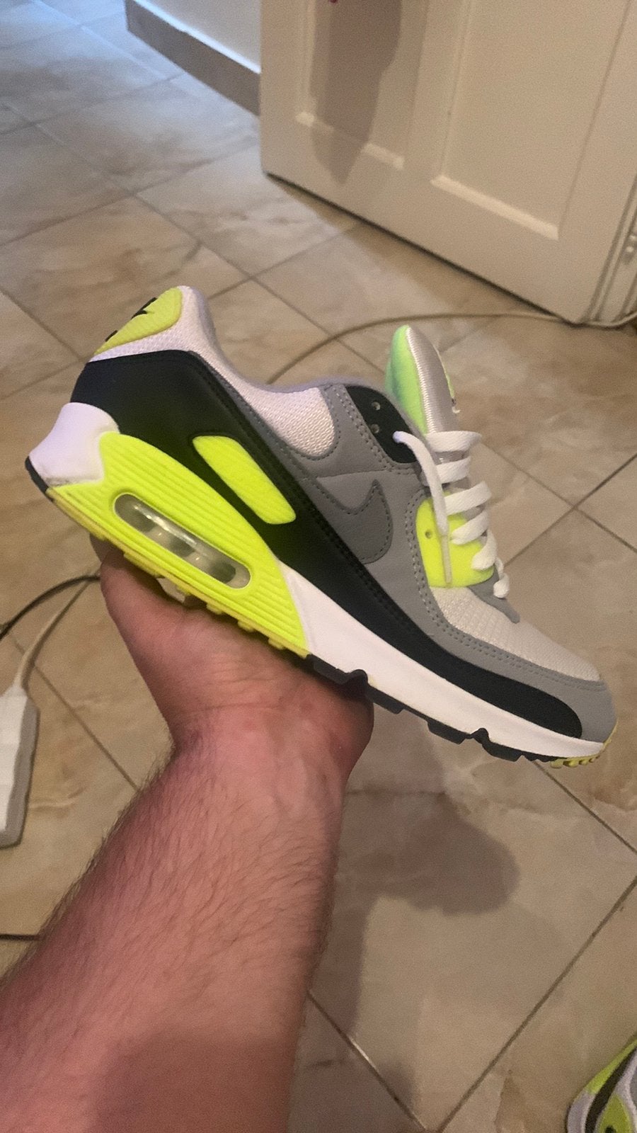 NIKE AIR MAX 90 Volt / Excellent Condition/Size 44.5, Overige kleuren, Sportschoenen, Ophalen of Verzenden, Zo goed als nieuw