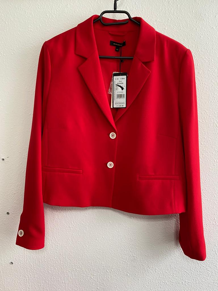 Jasje, Ophalen of Verzenden, Nieuw, Maat 38/40 (M), Rood