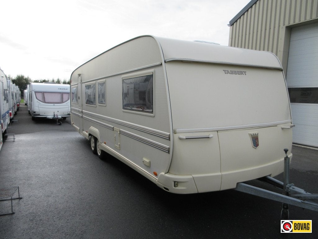Tabbert Baronesse 740, Serviceluik, Rondzit, Tabbert, Dwarsbed