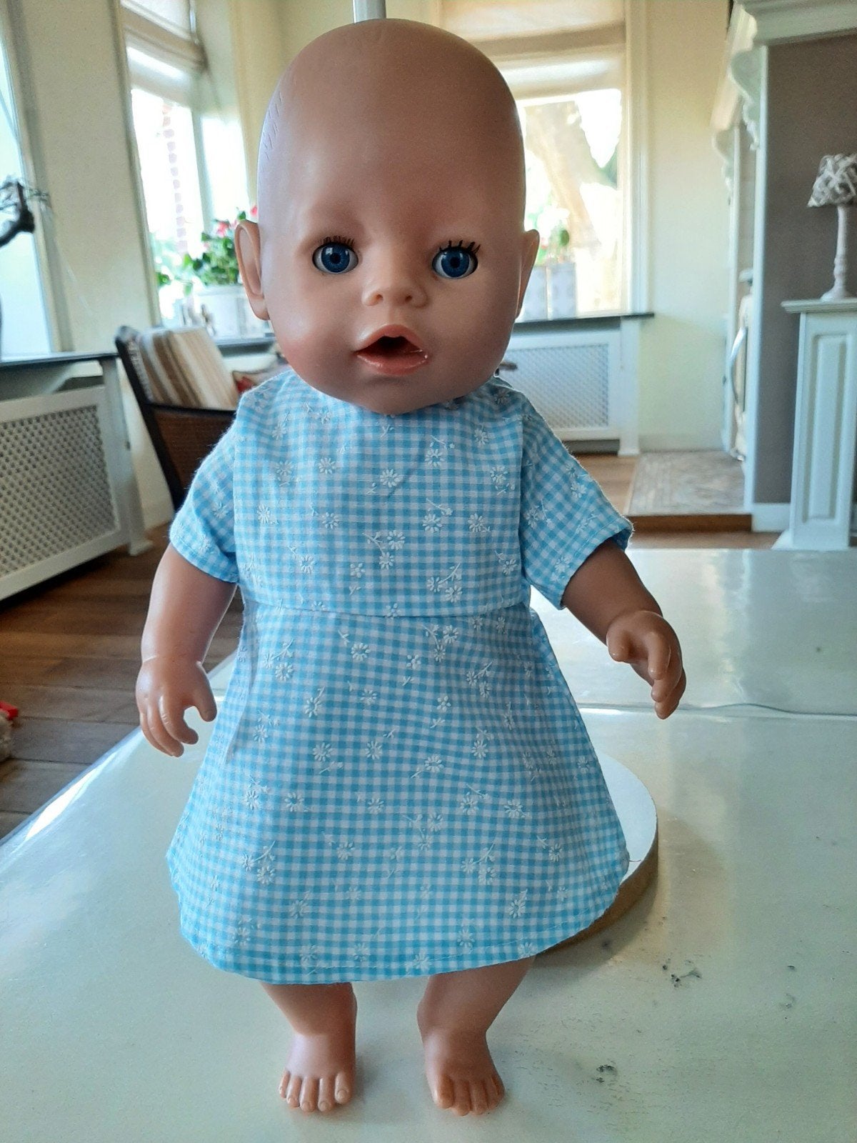 Mooie kleine bloemen jurk baby born pop 43cm, Kinderen en Baby's, Speelgoed | Poppen, Ophalen of Verzenden, Nieuw, Babypop