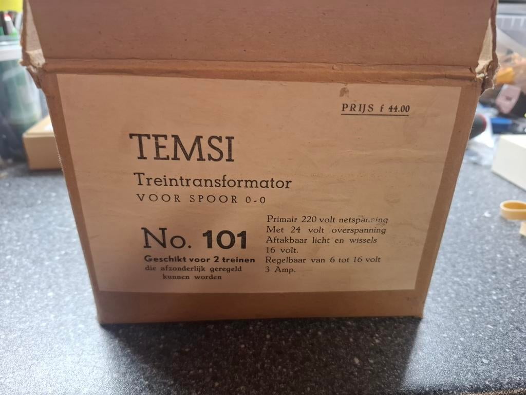 Mooie temsi trafo in ovp nr 101, Hobby en Vrije tijd, Modeltreinen | H0, Ophalen of Verzenden, Zo goed als nieuw, Analoog, Märklin