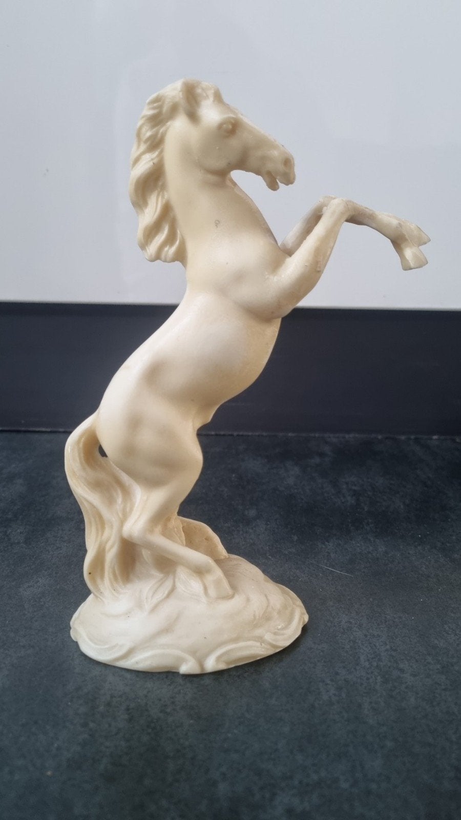 Vintage paardenbeeldje - Made in Italy, Verzamelen, Beelden en Beeldjes, Ophalen of Verzenden, Gebruikt, Dier