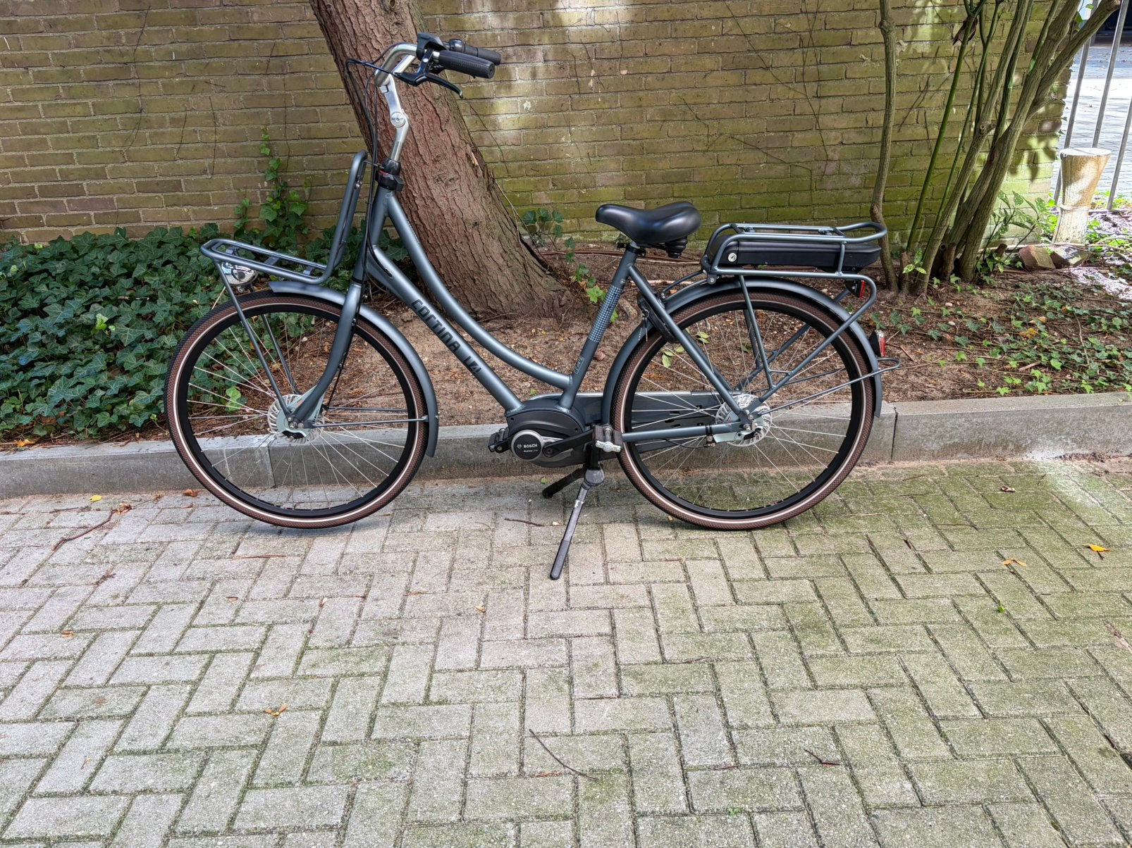 Cortina e u4 transport, 56 cm of meer, Ophalen, Zo goed als nieuw