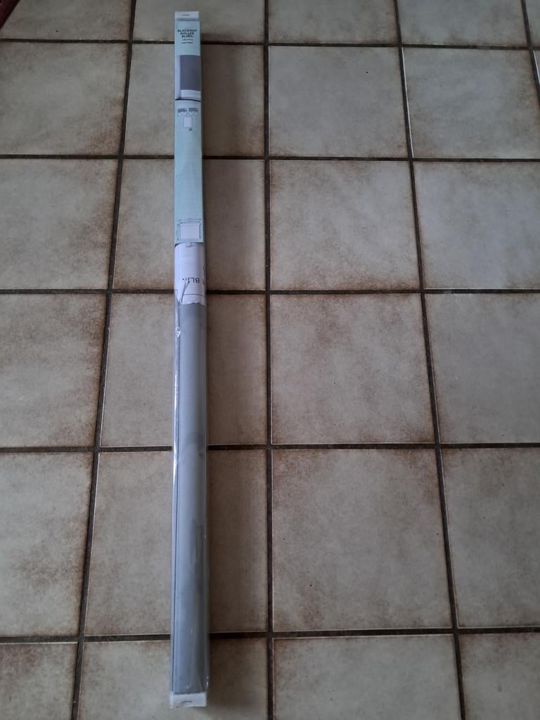 Nieuw rolgordijn 1.00 x 1.70 lichtgrijs, Huis en Inrichting, Stoffering | Gordijnen en Lamellen, Ophalen of Verzenden