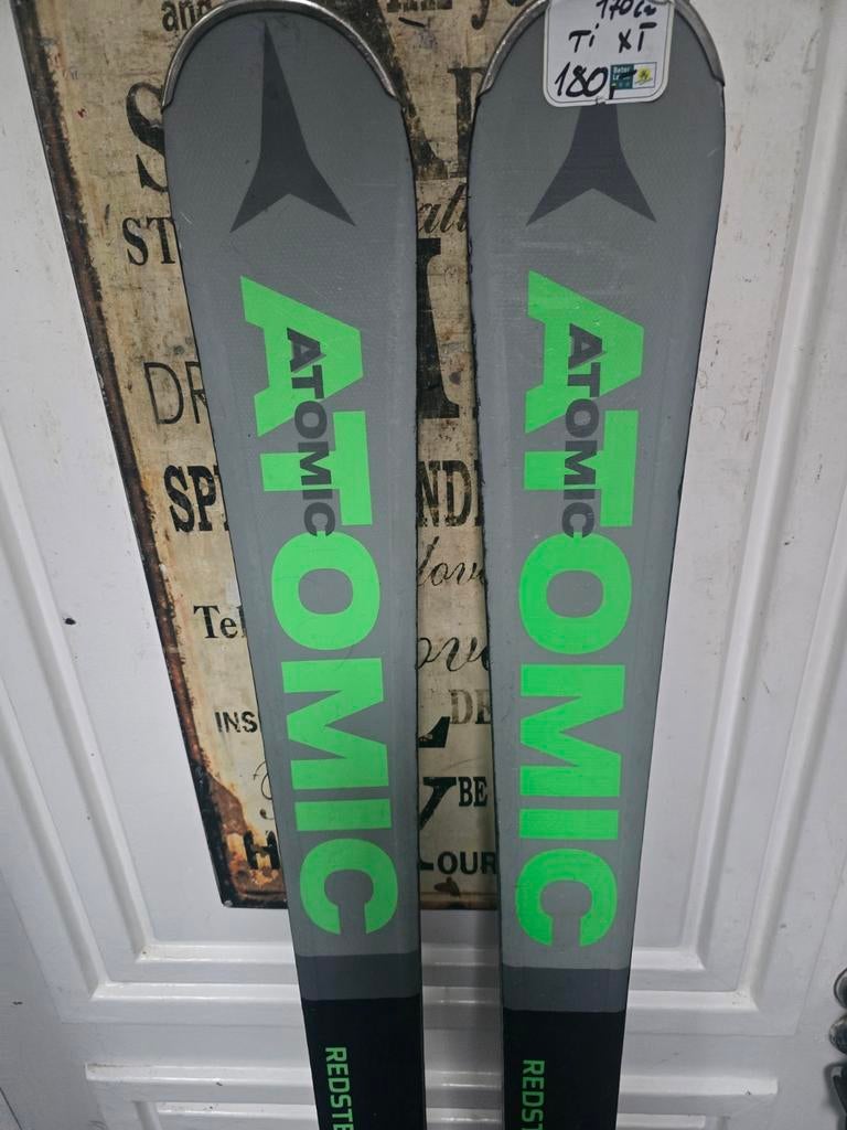 ACTIE‼️ATOMIC REDSTER XT WOODCORE TITANIUM CARVE 177 170 163