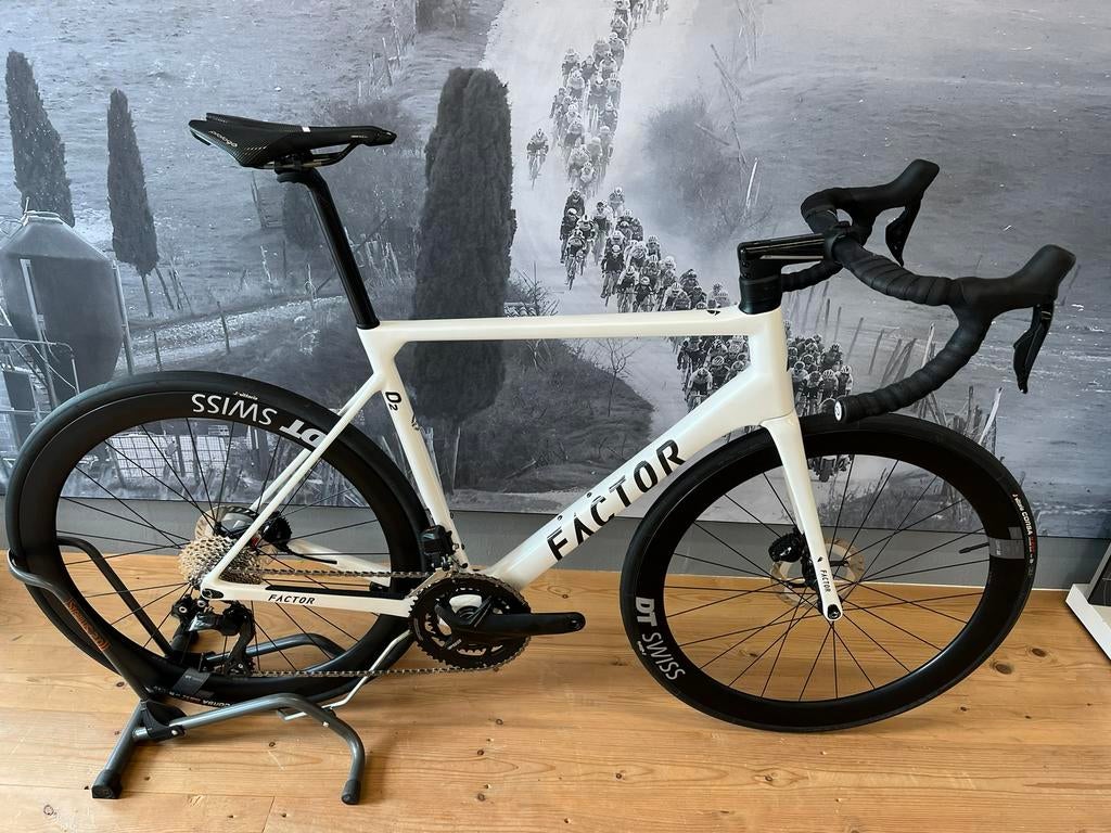 Nieuwe Factor O2 disc speciale Shimano 105 di2, 28 inch, Carbon, Nieuw, Factor