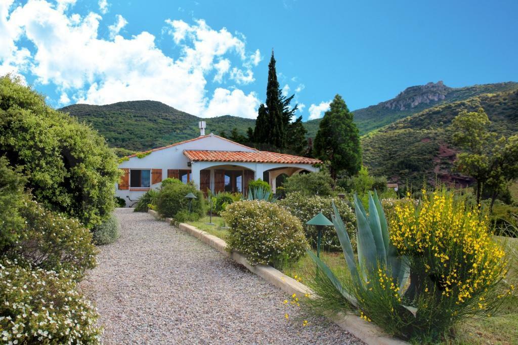 Te huur vakantiehuis Zuid-Frankrijk met zwembad & tennisbaan, Aan zee, Open haard, Languedoc-Roussillon, Overige