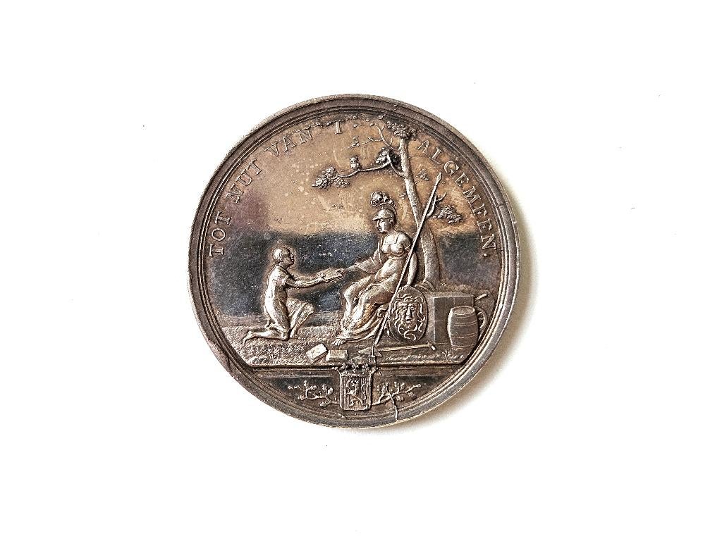 zilveren medaille Nut van t Algemeen Edelmoedige daden, Ophalen of Verzenden, Landmacht, Nederland, Lintje, Medaille of Wings