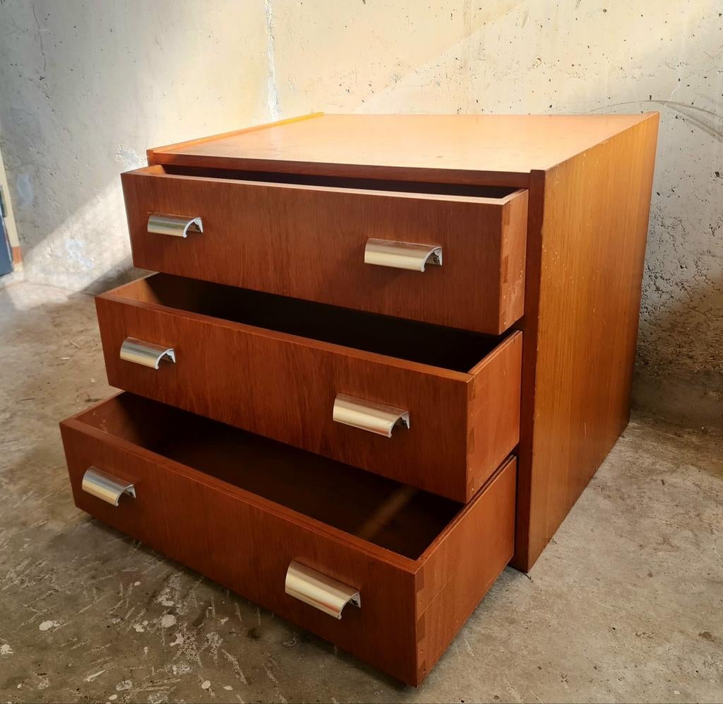 Pastoe ladenkast dressoir side table jaren 60 cognac kleur, Huis en Inrichting, Kasten | Dressoirs, Ophalen, Gebruikt, 50 tot 100 cm