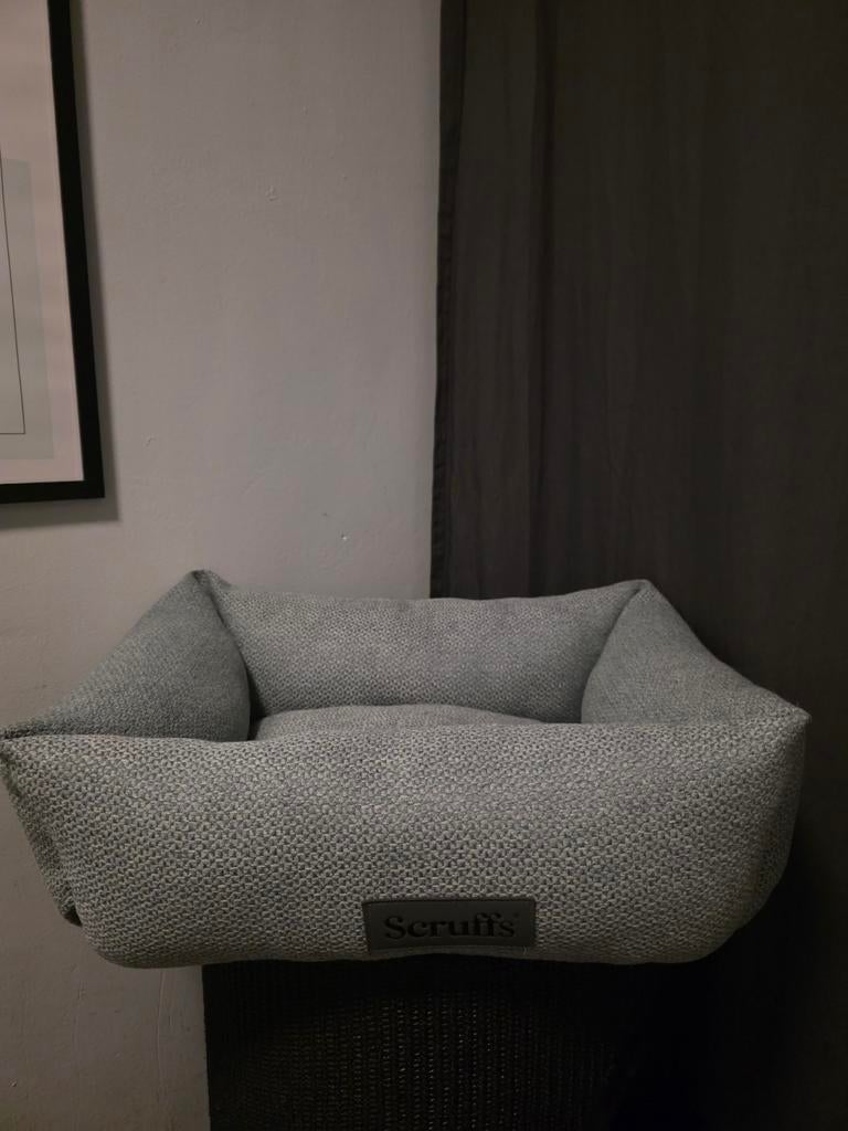Nieuw mandje van scruffs, Dieren en Toebehoren, Ophalen of Verzenden, Nieuw
