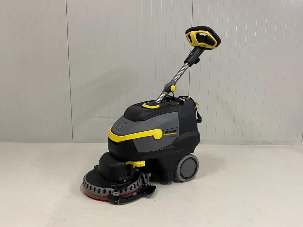 KARCHER SCHROBMACHINE BD 38/12 C Bp Pack, Ophalen of Verzenden, Zo goed als nieuw, Schrobmachine