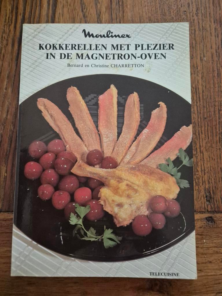 Kokkerellen met plezier in de magnetron-oven Moulinex, Ophalen of Verzenden, Zo goed als nieuw