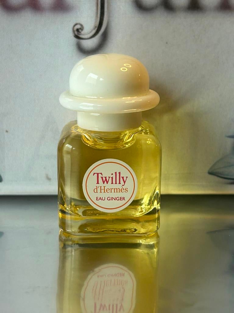 Twilly d’Hermès eau ginger miniature 7,5ml edp, Ophalen of Verzenden, Nieuw, Miniatuur, Gevuld