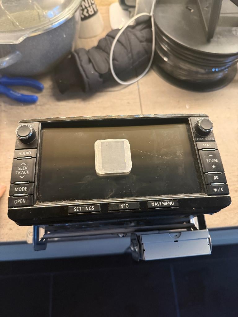 Mitsubishi Outlander Navigatie / Radio W12, Ophalen of Verzenden, Gebruikt