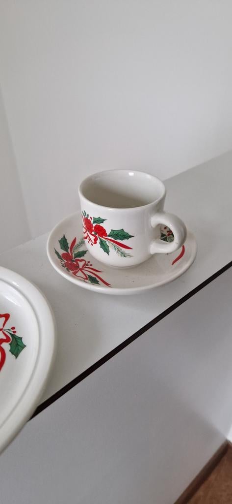 Vintage Servies met Kerstmotief, Nieuw, Ophalen of Verzenden, Bord(en), Overige stijlen