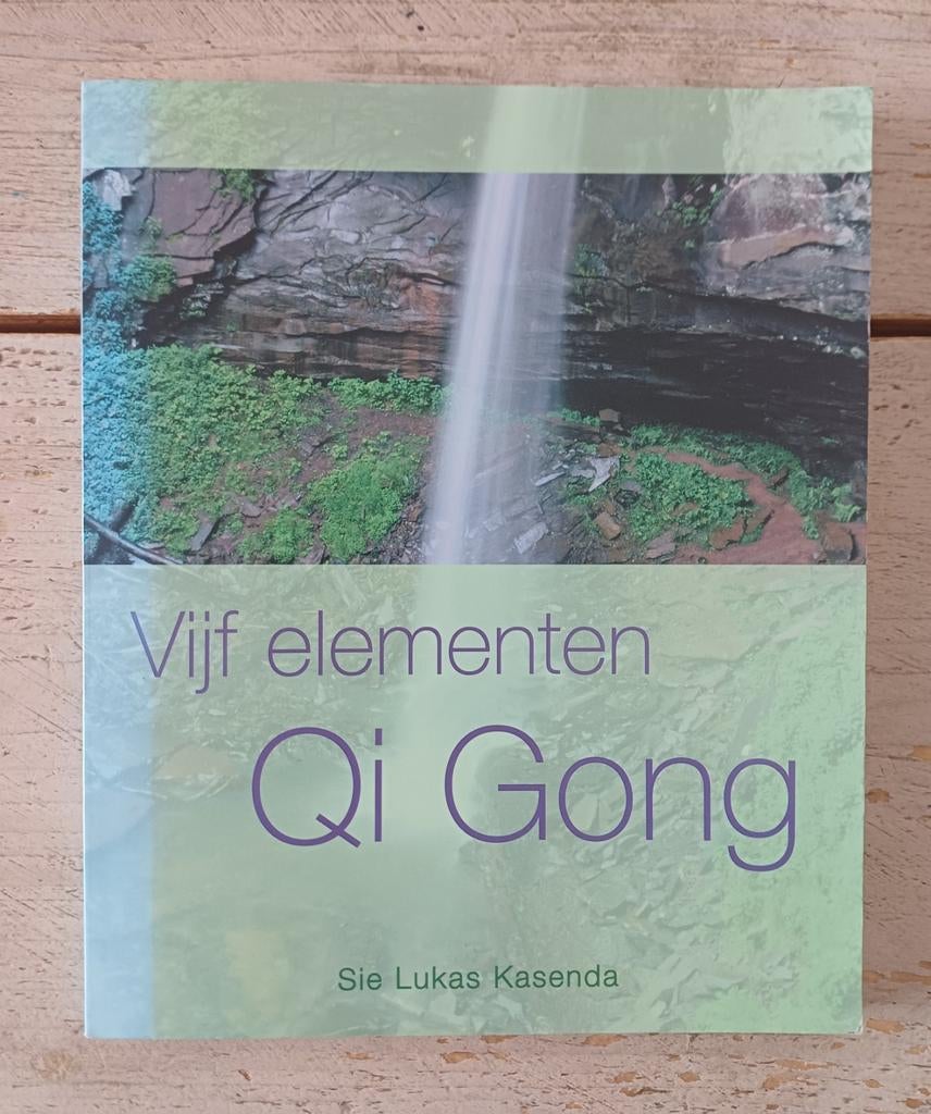 S.L. Kasenda - Vijf Elementen Qi Gong, Ophalen of Verzenden, Zo goed als nieuw, S.L. Kasenda