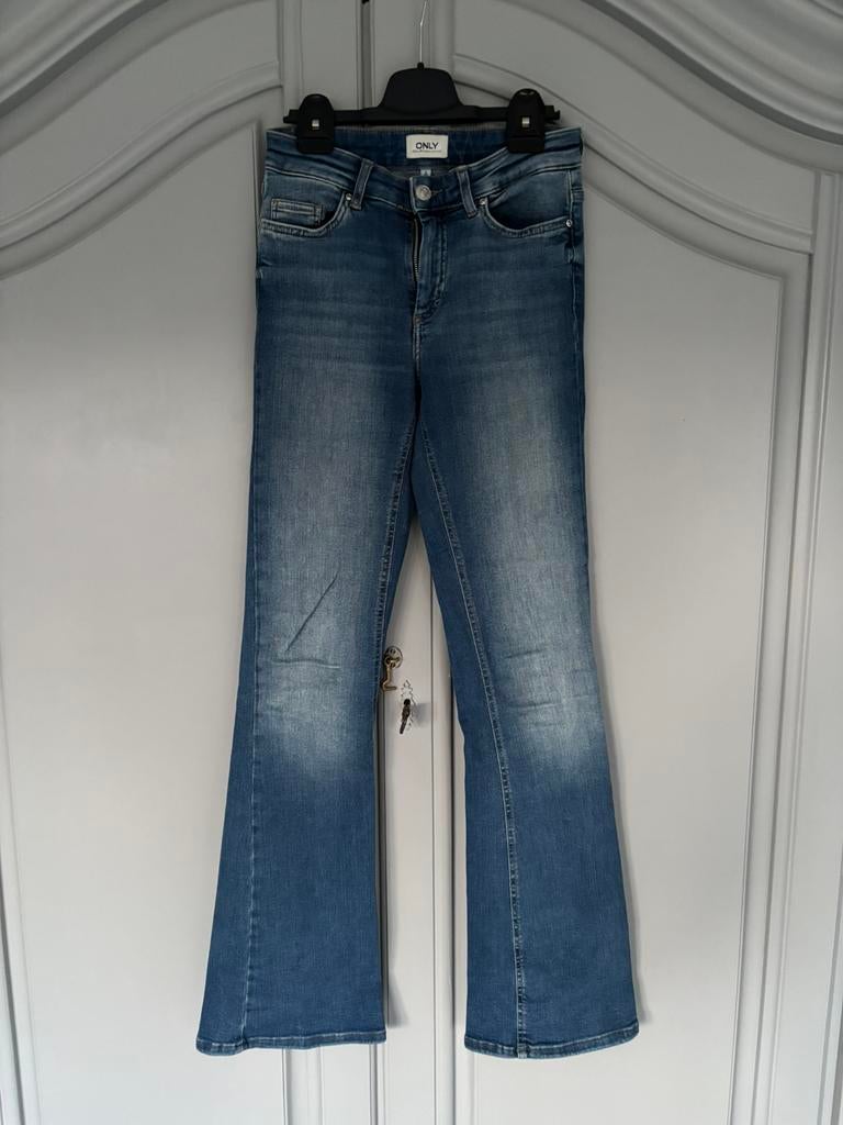 Nieuwstaat jeans Only maat S lengte 32, Ophalen of Verzenden, Zo goed als nieuw, Blauw, W28 - W29 (confectie 36)