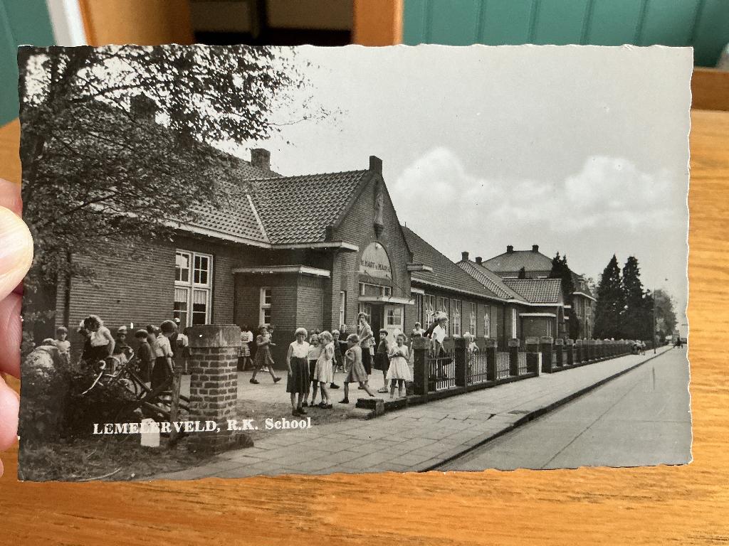 Lemelerveld R K School, Verzamelen, Ansichtkaarten | Nederland, Ophalen of Verzenden, 1980 tot heden, Ongelopen, Overijssel