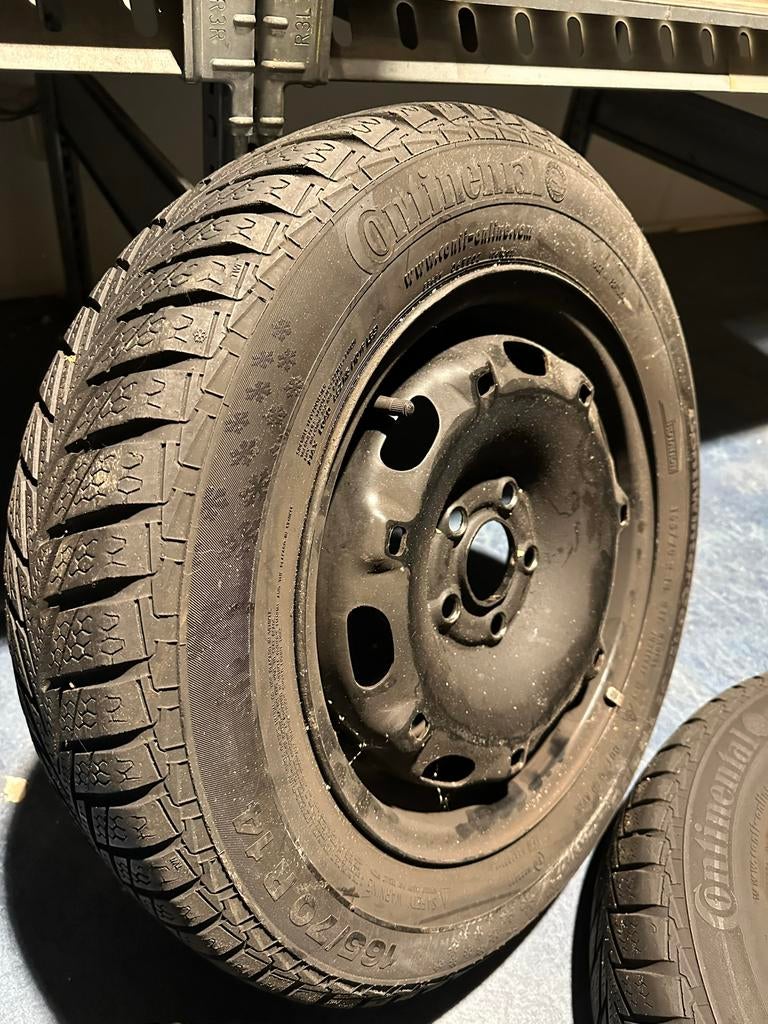 Set winterbanden met velgen-165/70 R14, Ophalen of Verzenden