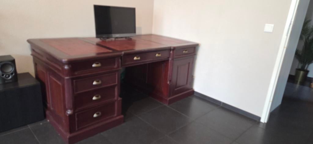 Klassiek bureau partnerdesk met lades afm. Ca 75x94x180, Huis en Inrichting, Bureaus, Ophalen, Gebruikt