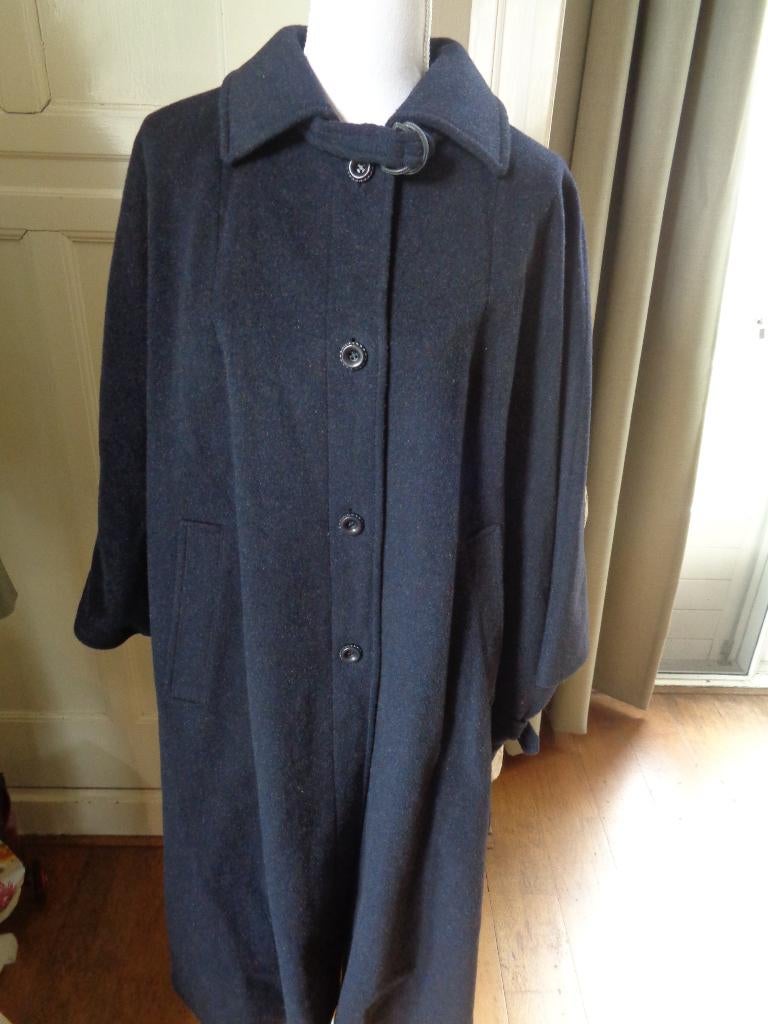 75 % wollen cape:mt 42., Kleding | Dames, Ophalen of Verzenden, Zo goed als nieuw, Maat 42/44 (L), Blauw
