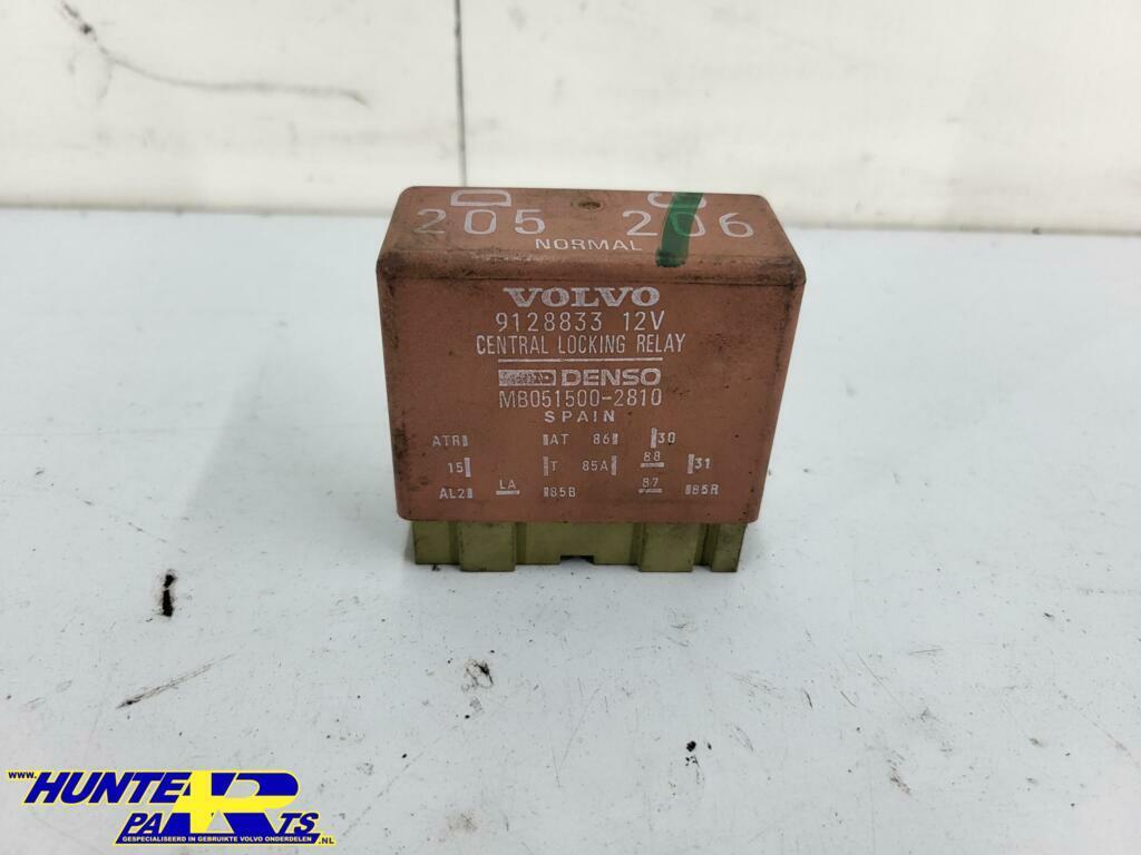 Relais Volvo 850 ('91-'96) 9128833, Gebruikt, Ophalen of Verzenden, Volvo, Volvo