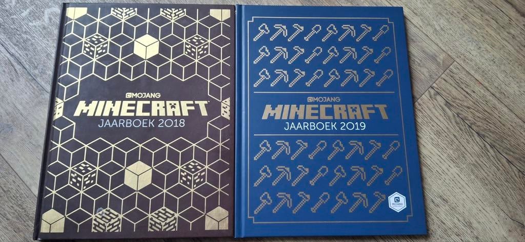 Minecraft jaarboeken 2018 en 2019, Fictie algemeen, Ophalen of Verzenden, Zo goed als nieuw, Stephanie Milton