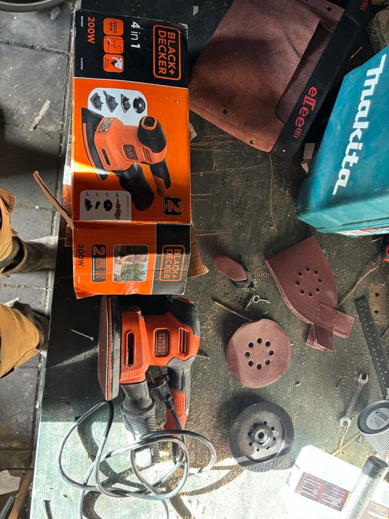 Black+Decker Schuurmachine - 4 in 1 - 200W, Doe-het-zelf en Verbouw, Gereedschap | Schuurmachines, Gebruikt, Overige typen, Minder dan 600 watt