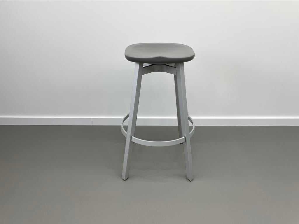 Emeco Su Barkruk, 1 kruk, Ophalen, Zo goed als nieuw, Kunststof