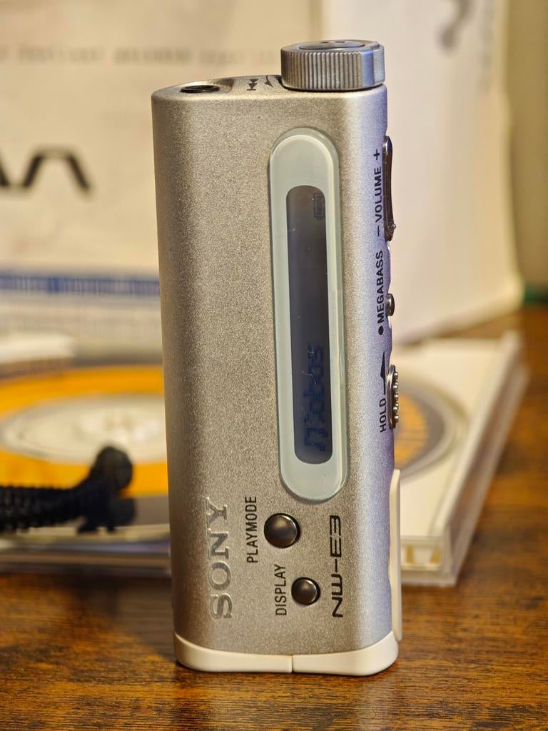 Sony NW-E3 ultra rare, Audio, Tv en Foto, Walkmans, Discmans en Minidiscspelers, Walkman, Ophalen of Verzenden
