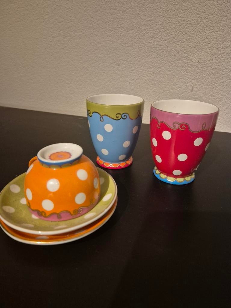 Oilily Kopje en Schotels, en 2 mokjes, Huis en Inrichting, Ophalen of Verzenden, Zo goed als nieuw, Overige stijlen, Kop(pen) en/of Schotel(s)