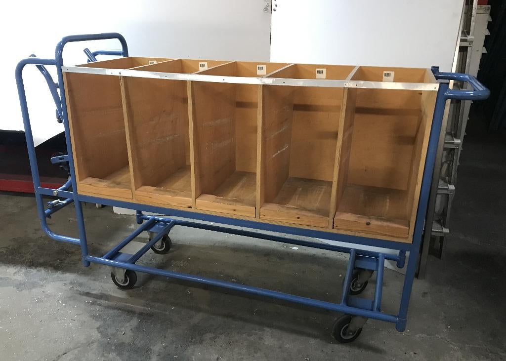 Order-verzamelkar, Kruizinga, 51x169x111 cm, opklaptrapje, 100 liter of meer, Ophalen, Gebruikt, Transportkar