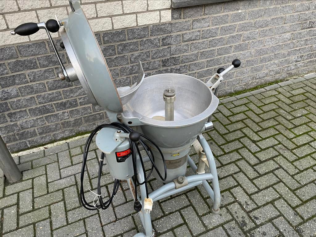 Tumbler mengmachine menger cutter stopbus gehaktmolen tafels, Ophalen of Verzenden, Gebruikt