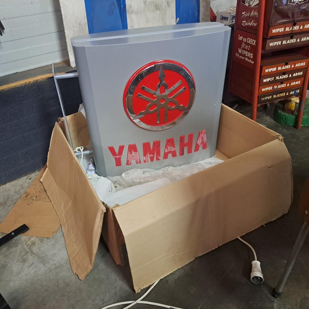 Yamaha lichtbak N.o.s met org. doos, Ophalen, Nieuw, Lichtbak of (neon) lamp