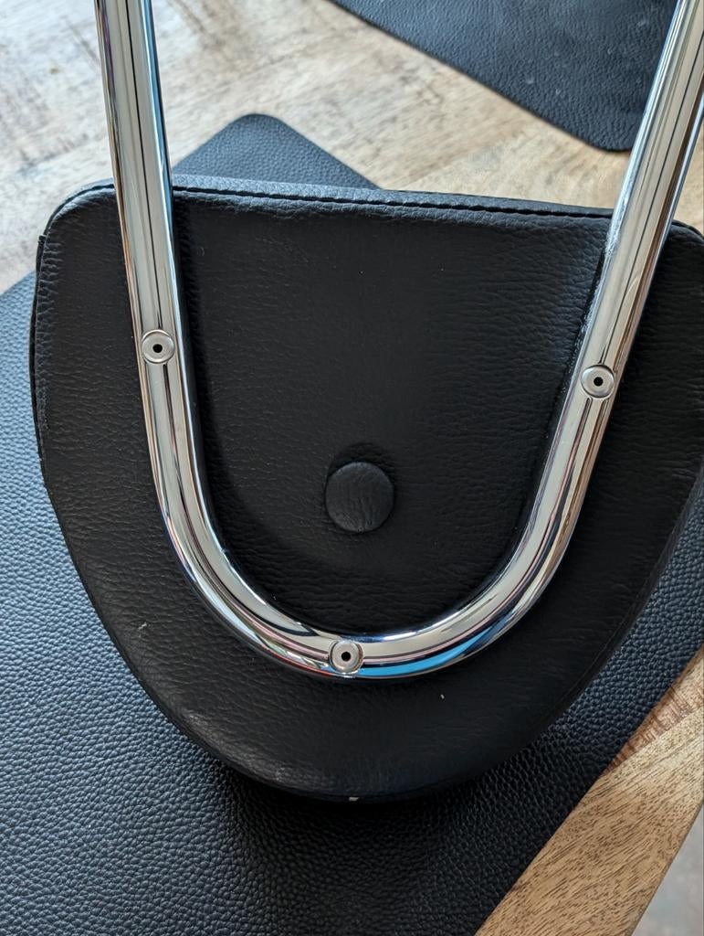 Sissy bar rugsteun Moto Guzzi California Jackal, Motoren, Ophalen of Verzenden, Gebruikt