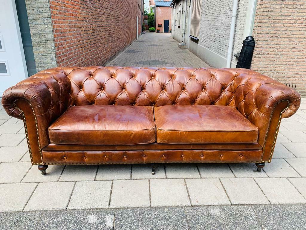 SHOWROOMMODEL Vintage chesterfield banken en stoelen Cognac, Ophalen, 75 tot 100 cm, Leer, 200 tot 250 cm