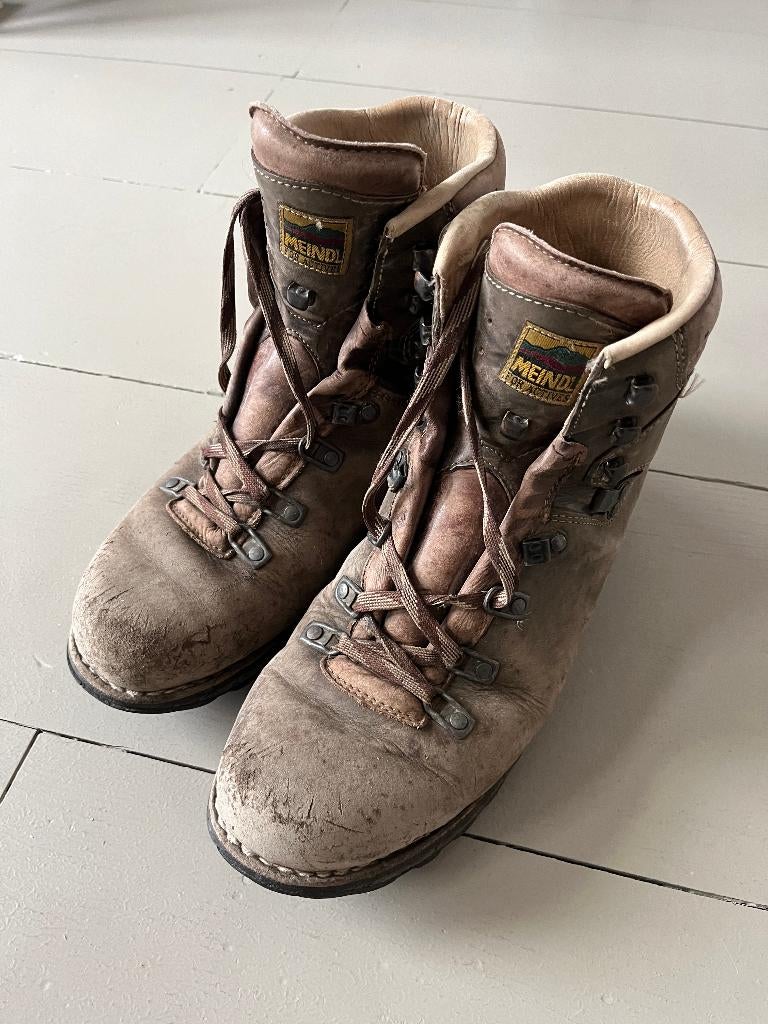 Meindl Perfekt bergschoenen maat 9,5, Ophalen of Verzenden, Gebruikt, Schoenen