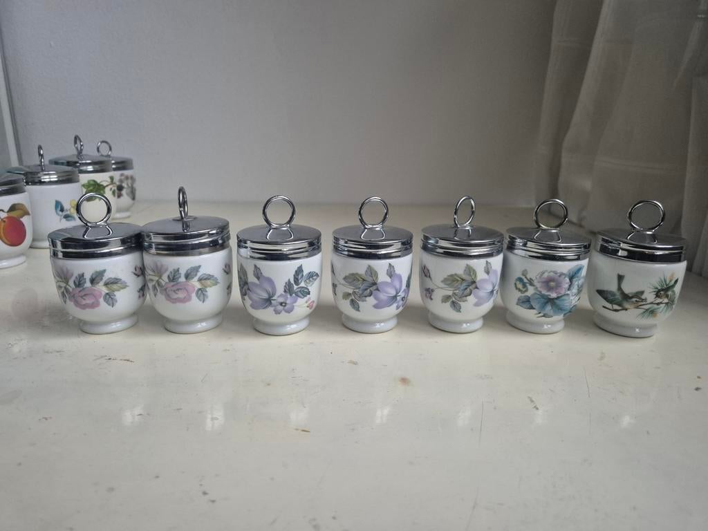 Eggcodler Royal Worchester porselein, Ophalen of Verzenden, Zo goed als nieuw, Porselein, Kop en/of schotel